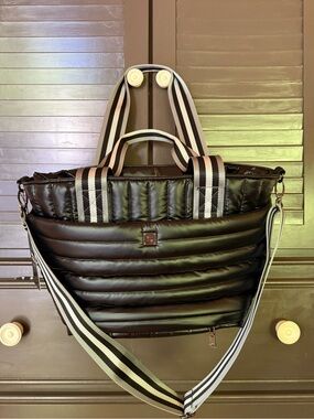 Think Royln Jetsetter Wingman Tote/Travel Bag